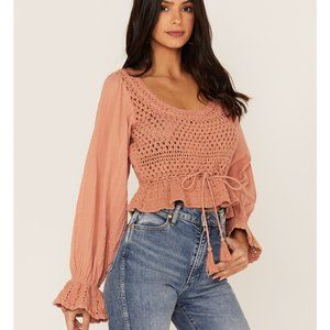 BNWT free people megan crochet top